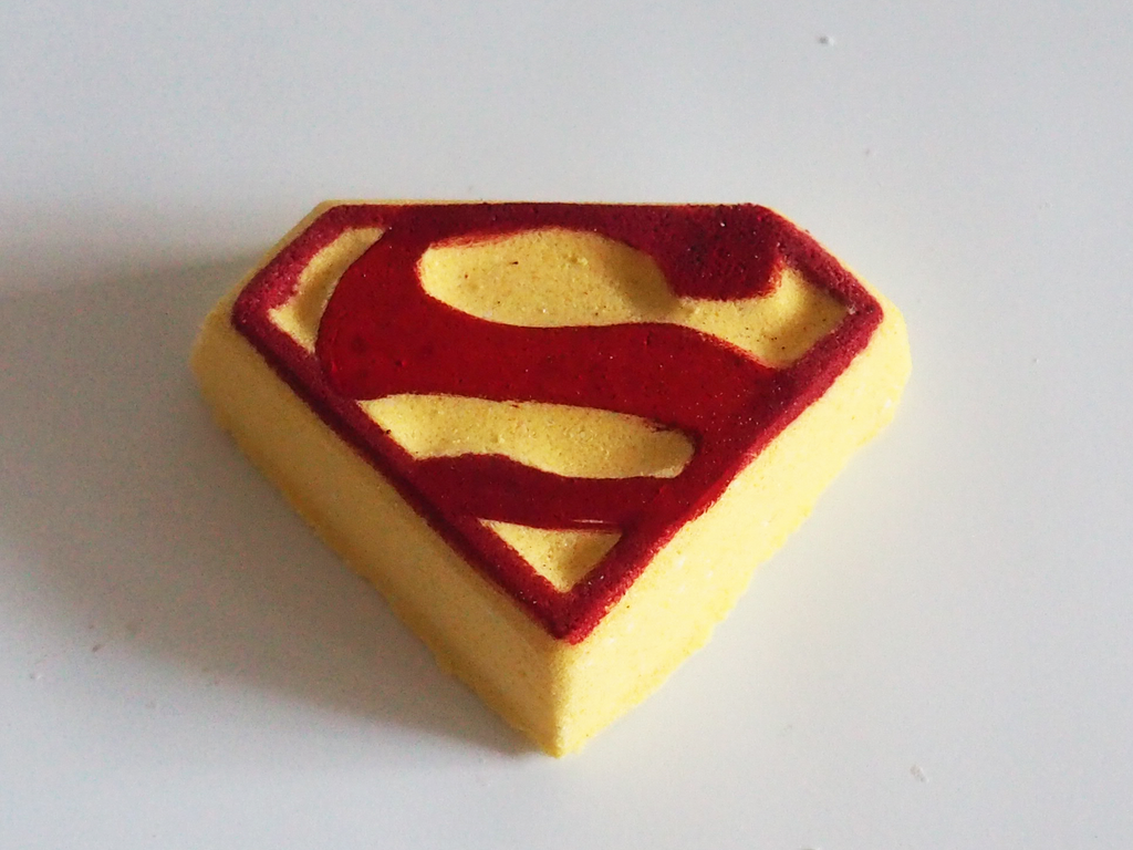 Superman Bath Bomb