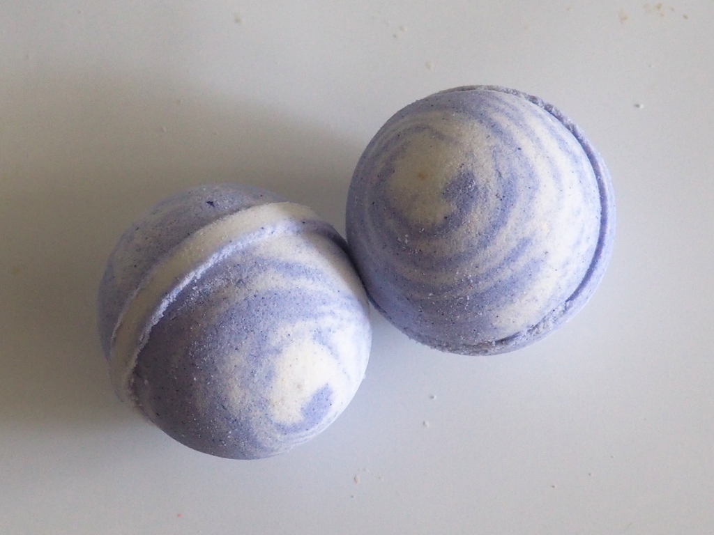 Coconut Bath Bomb